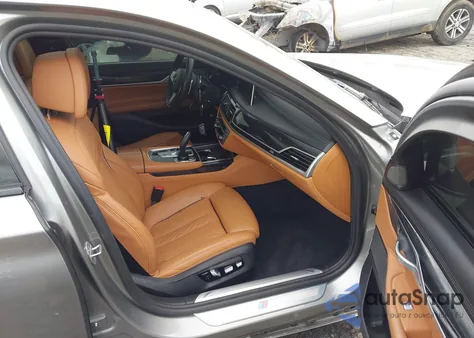 2021 BMW 750I xDrive из США, поврежденный, VIN WBA7U2C00MCF40155